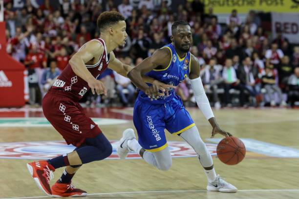 对于一名后 对于一名后