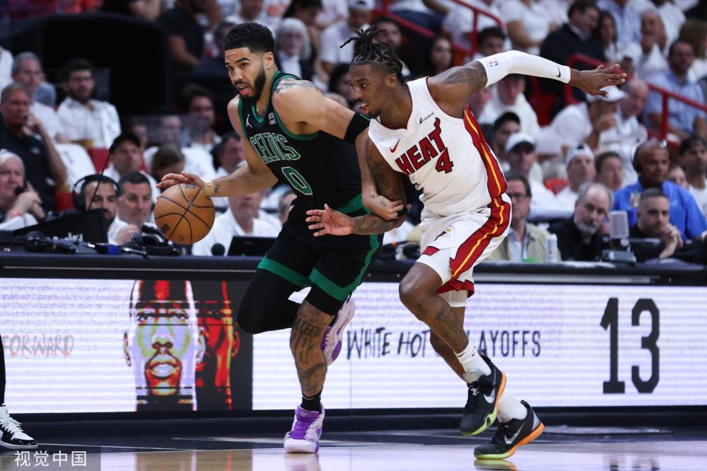 现得淋漓尽 现得淋漓尽