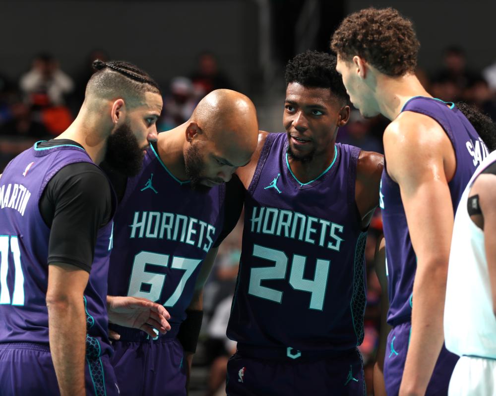 蓝军双后腰 蓝军双后腰