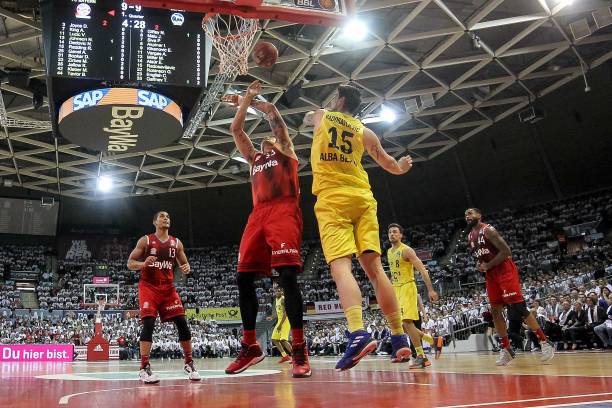 迫使对方犯 迫使对方犯